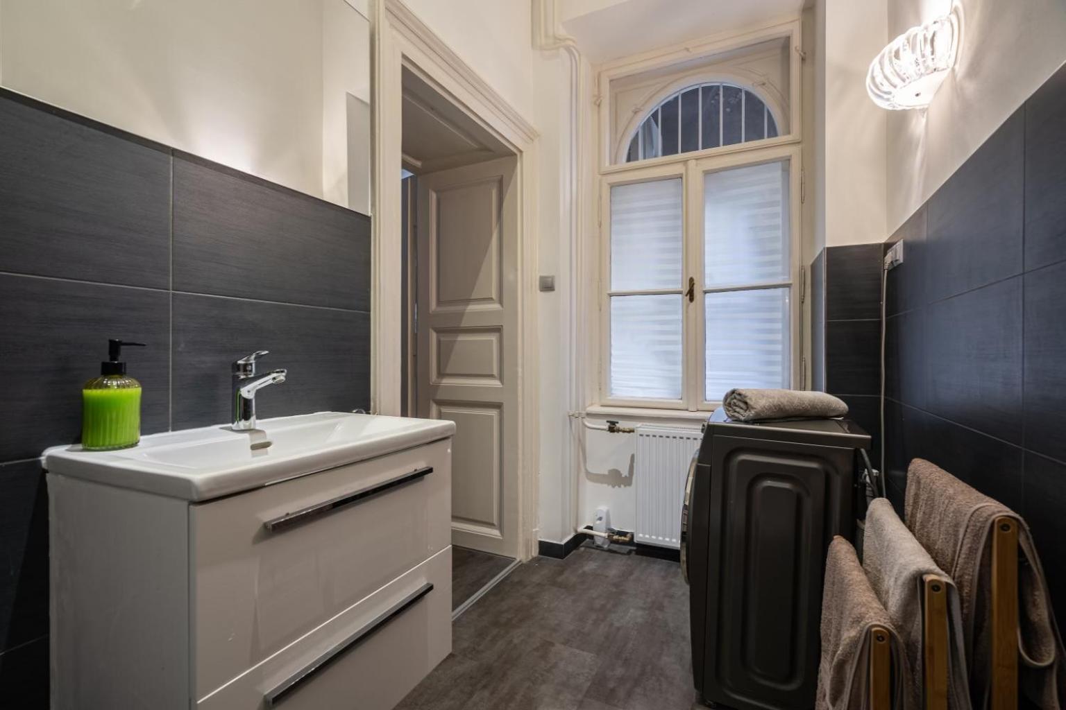 Aviator Luxury Apartment Budapest Bagian luar foto